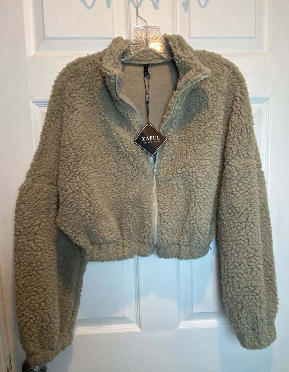 Casual Chic Zaful Teddy Jacket Size L Crop Zip Up Sherpa